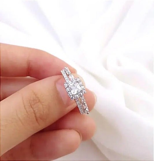 Elegant Silver Plated Crystal Adjustable Ring